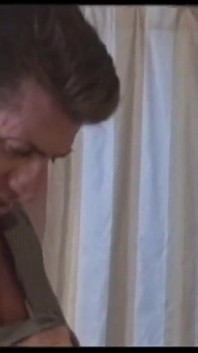 Une scène vintage torride avec une blonde qui adore le sexe anal et le sperme chaud sur le visage