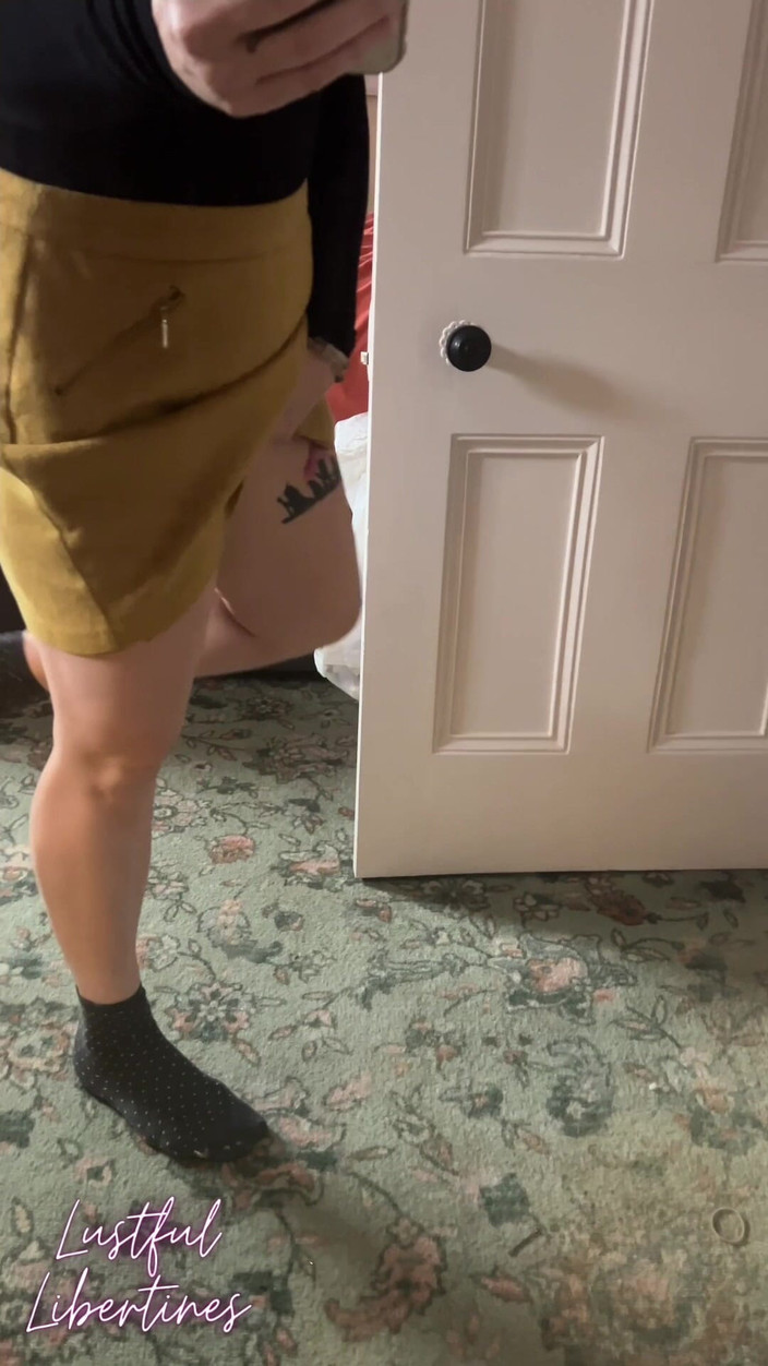 Lustful Libertines: Pee Desperation Means I'm Unable to Wait to Film