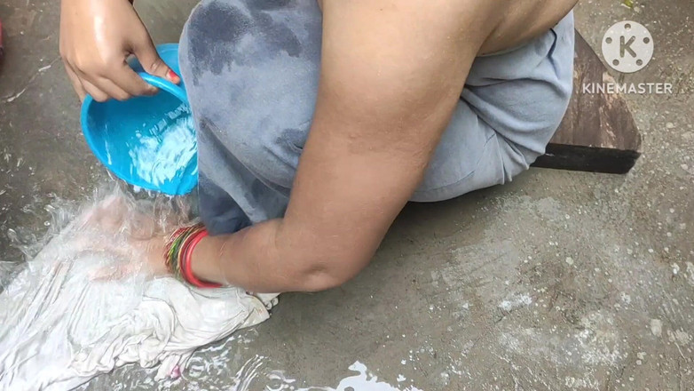 Anita yadav: アニタ・ヤーダヴのホット・ジャワワン・スタイル