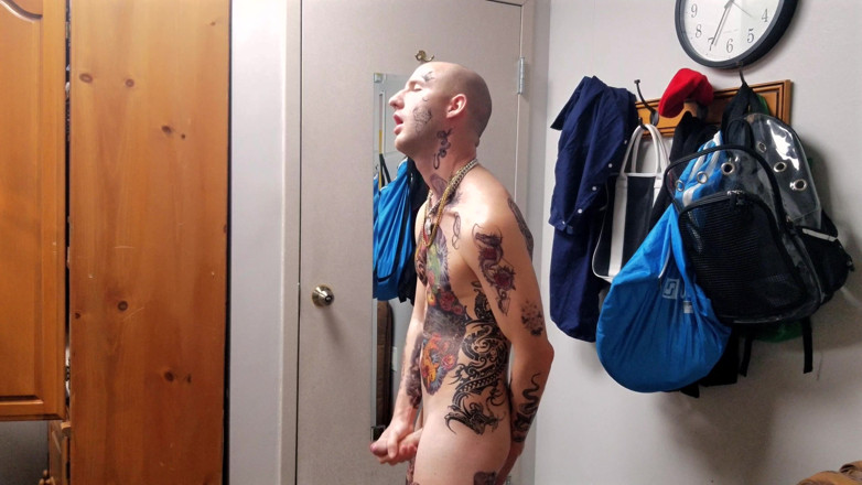 Straight ish Jake Grand: Rosto tatuado dildo fodendo