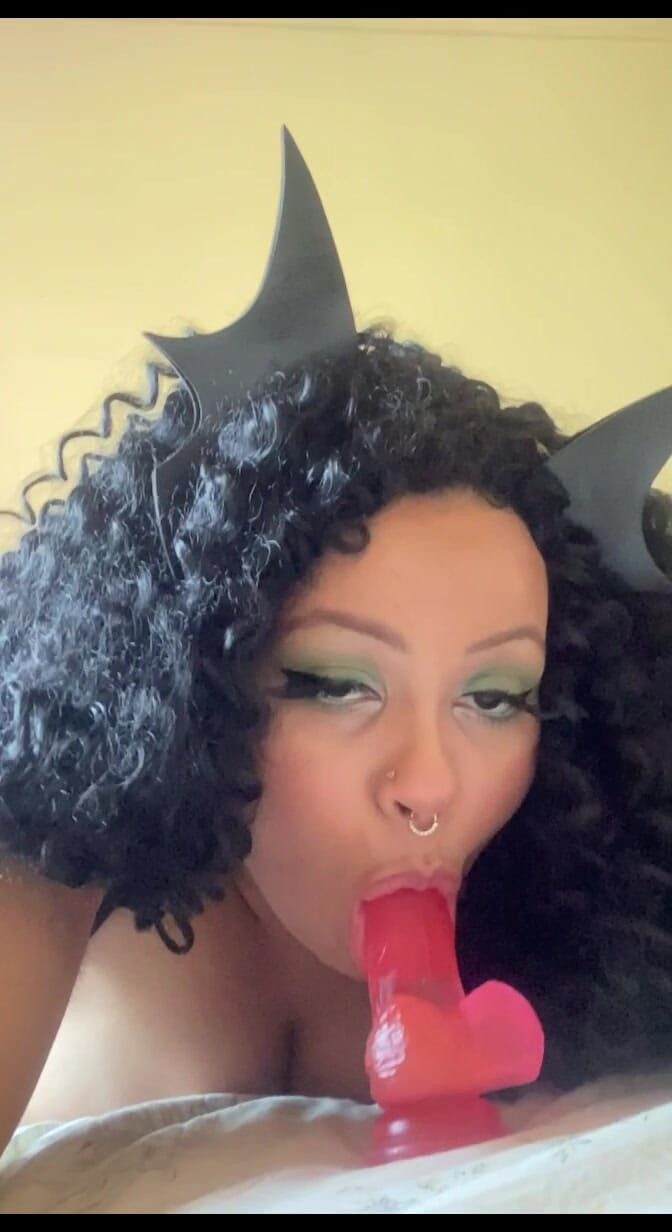 Cutiepiie Chubby: BBW succubus vill tömma dig alla