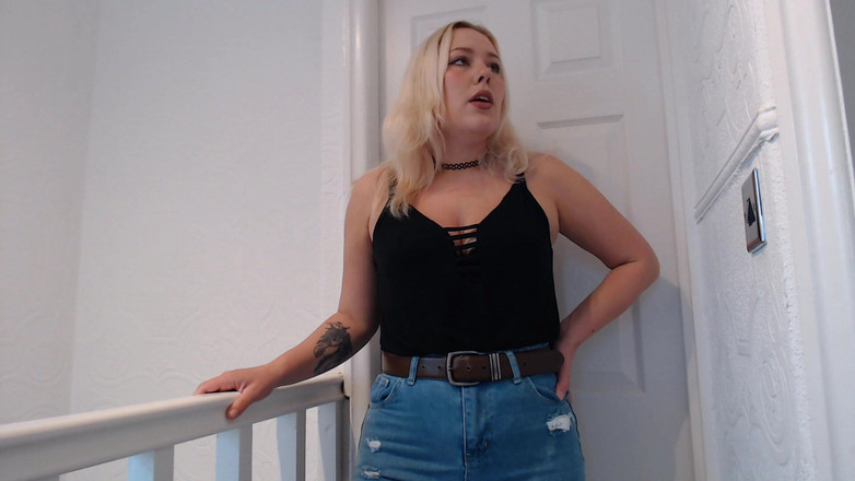 Ripley sweet studio: İşemek için çaresiz