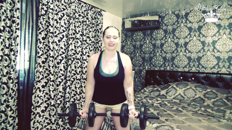 Goddess Misha Goldy: ¡105 pesas se repiten para el desafío del biceps!