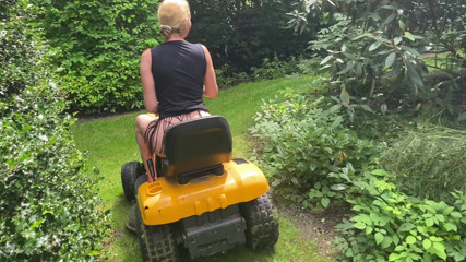 SluttyShanna: Squirting on a Lawnmower, You Must See This Horny MILF