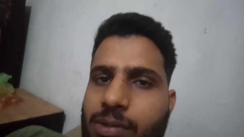 Jhony-Bones: Velký černý péro cummings