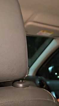 Nous Avons Fait Du Shopping Avec Un Couple D’amis Dans La Voiture Et Nous Avons Fini Par Baiser Dans La Voiture.