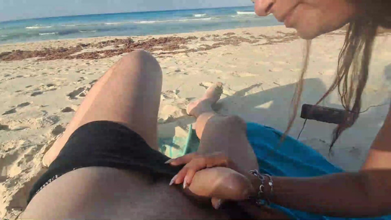 LauraOnHeels: MILF1時間コンピレーション 口の中に射精するフェラチオ視点