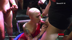 Casting GIRLS AND FIRST PORNO: Pierwszy raz babes w sikanie obciąganie i spust połykanie Bukkake...