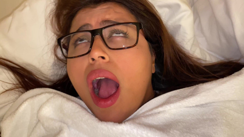 Mamicolombiana: Don't Fuck a Sex Doll if You Can Fuck a...