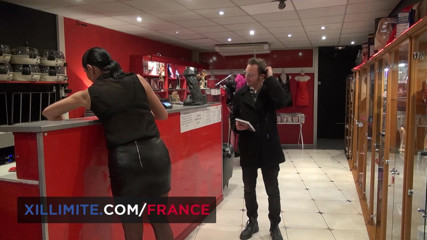 Made In France: Glory Holes and private cabins stories