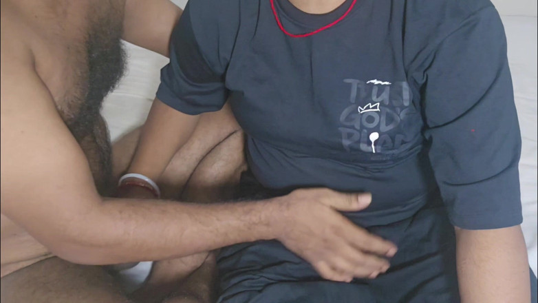 sweetpriya01: Eu fodi minha cunhada com força na casa vazia.