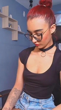 Líbí se ti moje prsa? Napište mi a šukej mě