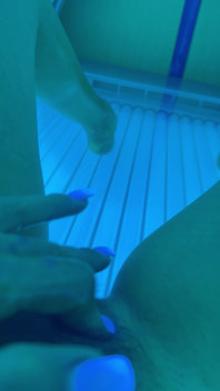 Under the Sunbed