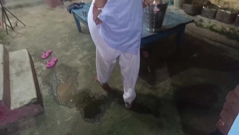 Kumari sushma: 印度可爱女友的首次户外性爱