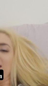 SisLovesMe - Sierra Nicoleは、彼女のperv stepbrotherをクソして、浮気中のボーイフレンドに戻ります