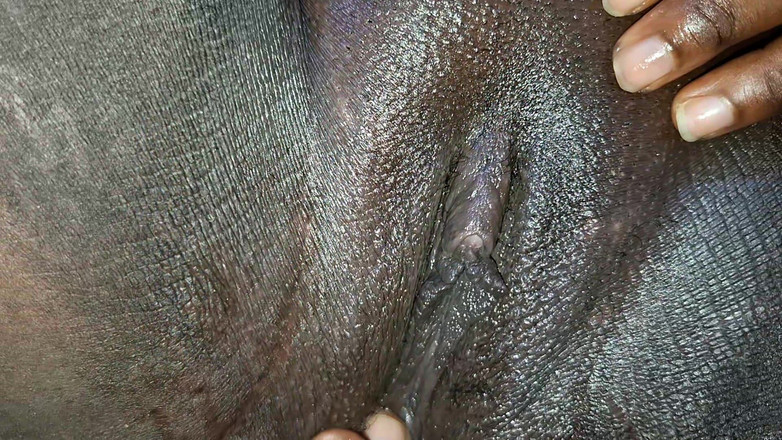 BMCs: Mein finger wirkt wunder an meiner schmutzigen muschi, bis ich...