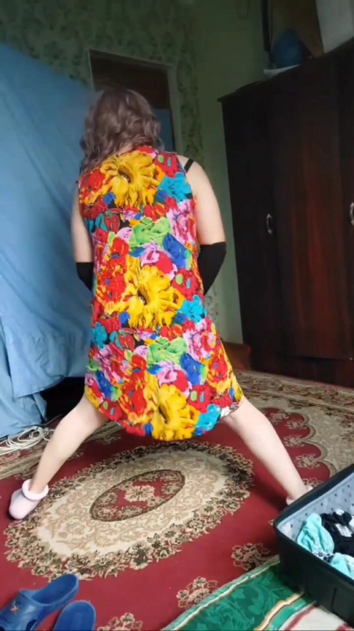 Kitty_Cross: मुझे तुम्हारा दिन गंदी बनाने दो