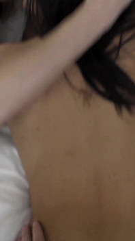 Asijská spinner Jade Kimiko a Busty Gigi Dior creampie trojka