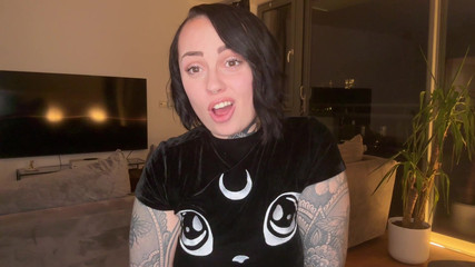 Miss Valentina: 羞辱早泄者撸管指挥