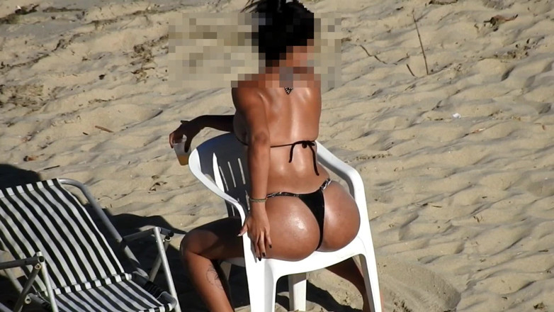 Selma do recife: Provoking males in thong