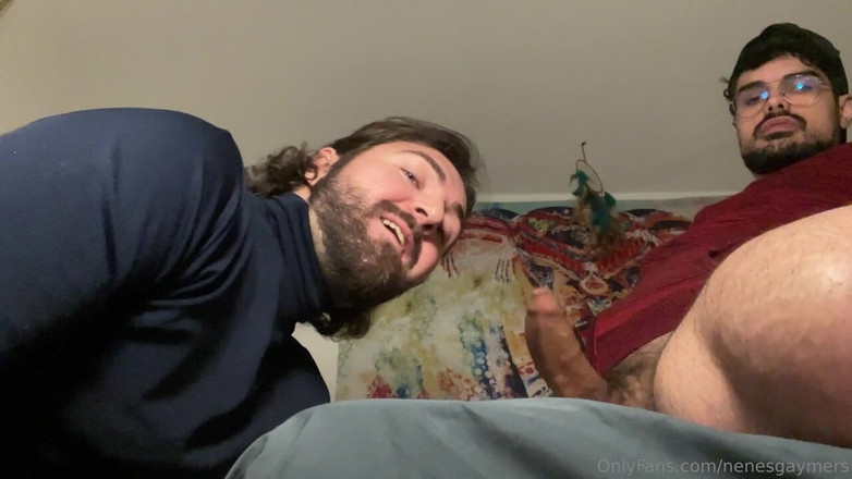 Nenesgaymers: 내 친구의 대물 자지 따먹기