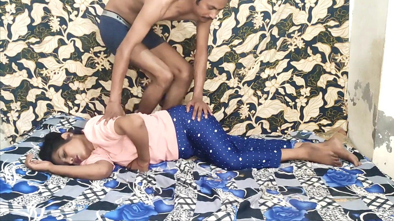 Desi Bhabhi Neha: Video rekaman seks pasutri india! Asli!