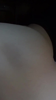 Měl jsem to štěstí, že jsem byl ošukaný a měl jsem lahodné ranní sperma v puse při cestování ve vlaku