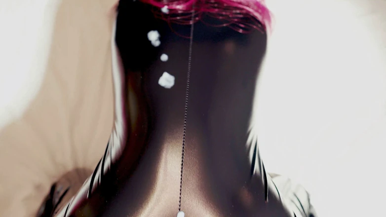 Jay_kate: Amadora ruiva milf em látex de quatro fodida com enorme...