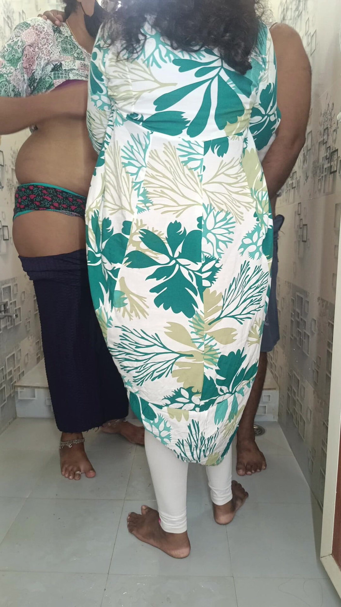 Wonder: バスルーム3P(バスルーム3P)