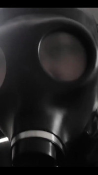 Stăpâna călărește un vibrator și lasă-o pe Ruby să se uite doar pe el. Stăpâna călărește un vibrator și lasă-o pe Ruby să privească doar
