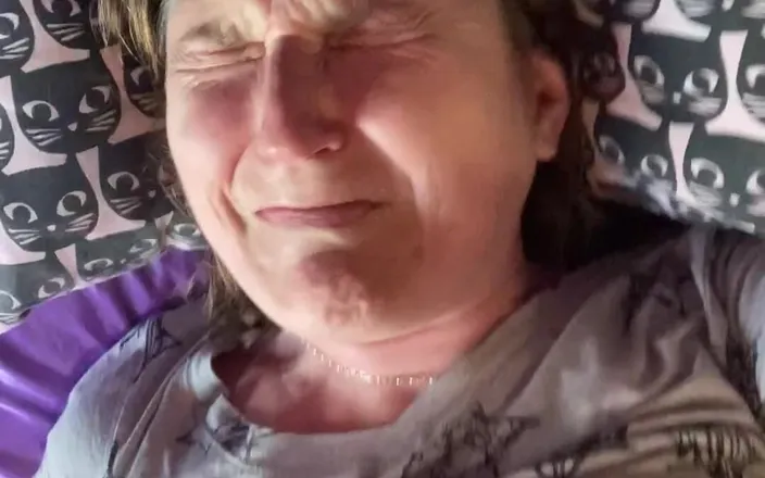 MistressWriggler: First Orgasm in Weeks!