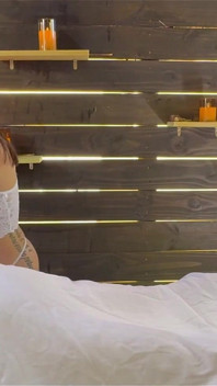 Massagem ao ar livre punheta com Bunny Fae