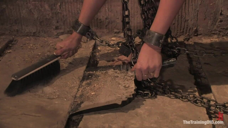 The Training of O by Kink: Das Training von Satine Phoenix, Tag zwei