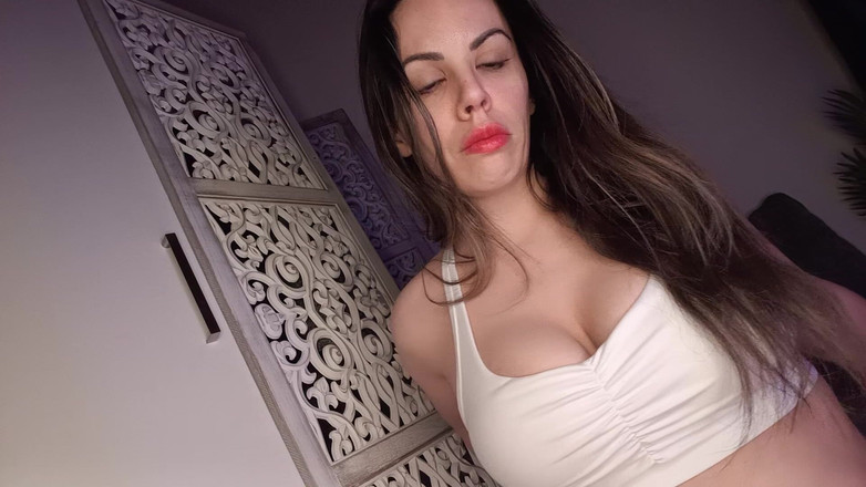 Annika Rain: Chị dâu đến ở