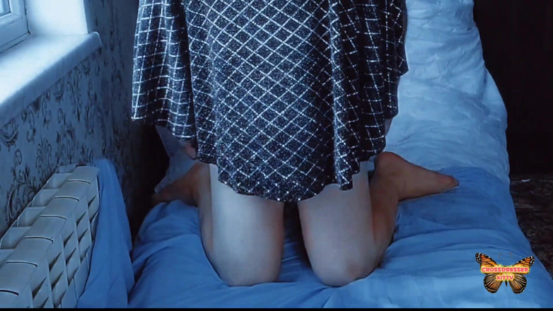 Kitty_Cross: Twilight. Vampire Trans Playing at the Window for Attracting People...