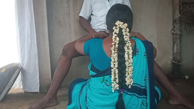 Priyanka314: Tamil güzellik evi evli kadın sakso çekiyor