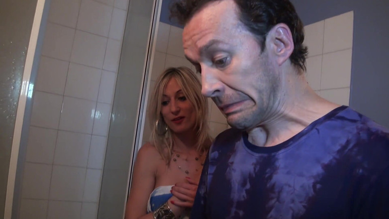 Max Casanova: Hello plumber plug my hole