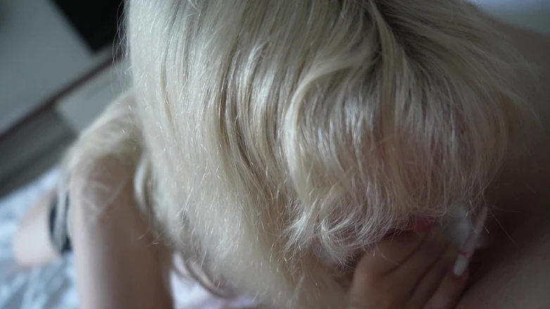 Java Consulting: ケイト・ホワイトは上手なフェラチオをすることができます!