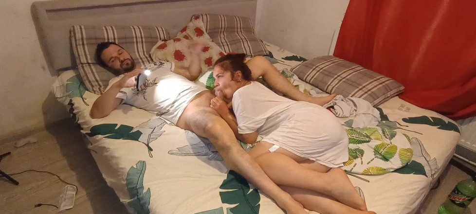 Teo cleo: Mijn Vriendin Mio Zuigt En Neukt Me