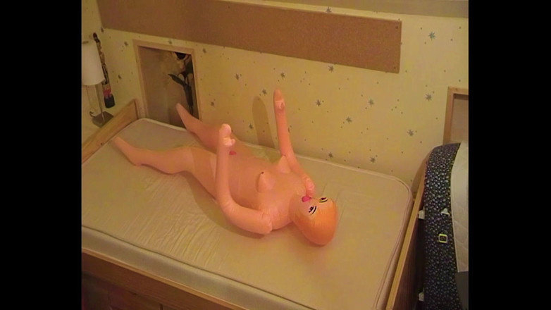 Mark Hannes: सेक्सडॉल क्रीमपाइ चुदाई बिस्तर पर हस्तमैथुन