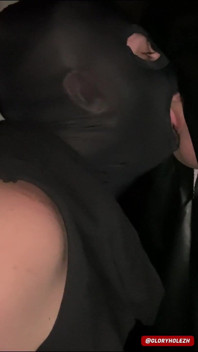 19 years old gets his first blowjob from a guy and gives two loads.