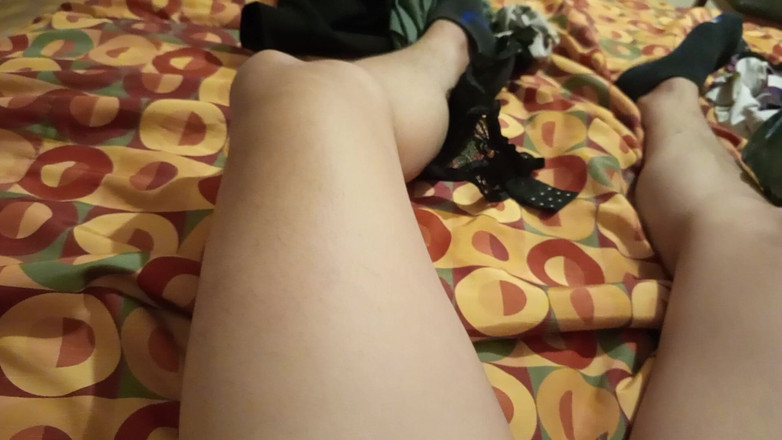 Moo DBOXXX: Podívej, jak moje tchyně miluje honění mého ptáka, její manžel...