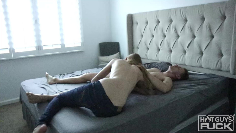 Hot Guys Fuck: Smh! Modelos calientes que no pudieron terminar