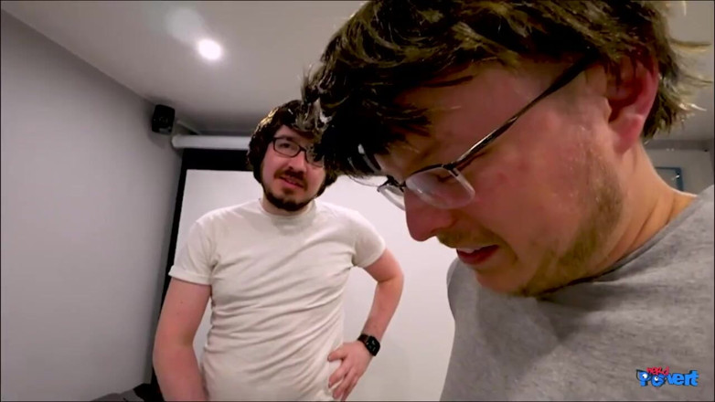 Nerd Pervert: Beth Opata - 3 výstřiky na obličej nerdky