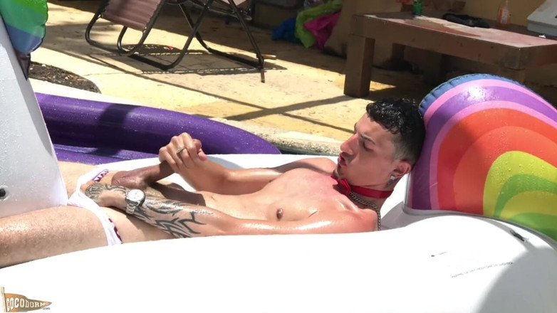CocoDorm: Gio Valentine - Summer Sun Solo