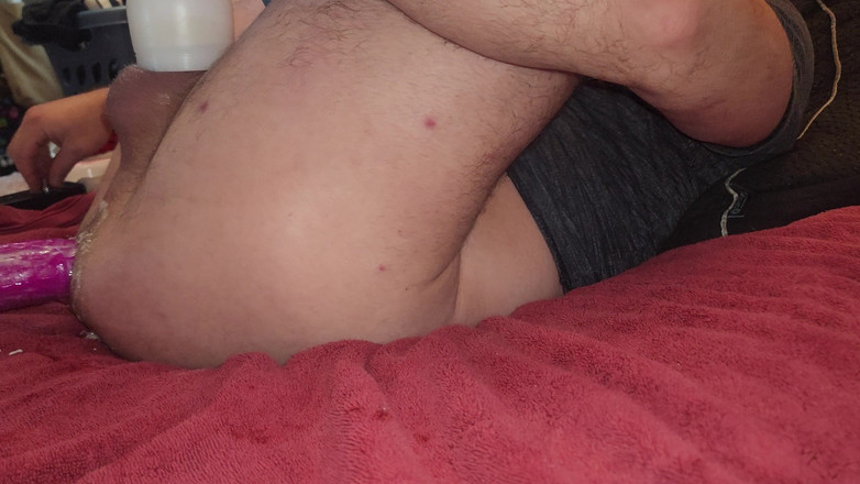 Theo Magnum: Hetero Gaapte Door Enorme Dildo Neukmachine