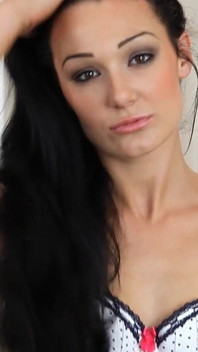 Tanya - sana bir iyilik yap