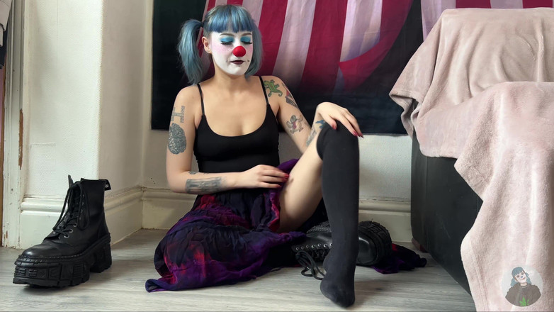 Alice Bean: Clowngirl stampft