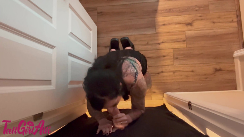 TallGirlAlli - Alli Skye: The Hotwife Tour Activities Day Bonding!