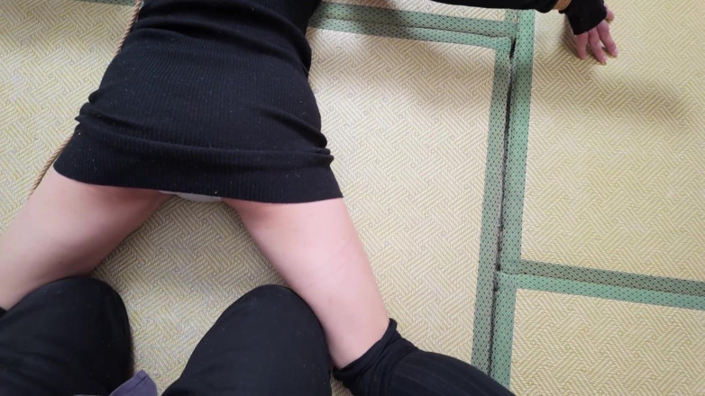Aisan girl bondage: Xr40-seorang gadis dengan stoking hitam diikat ke salib